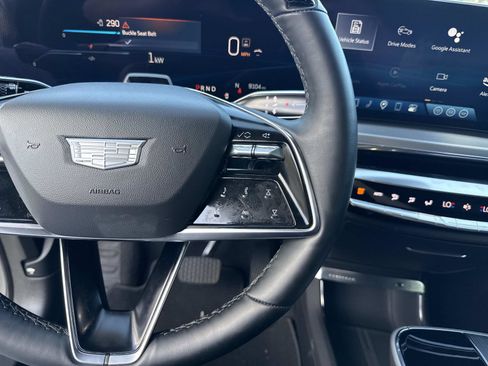 Used 2025 Cadillac Lyriq Sport image 32