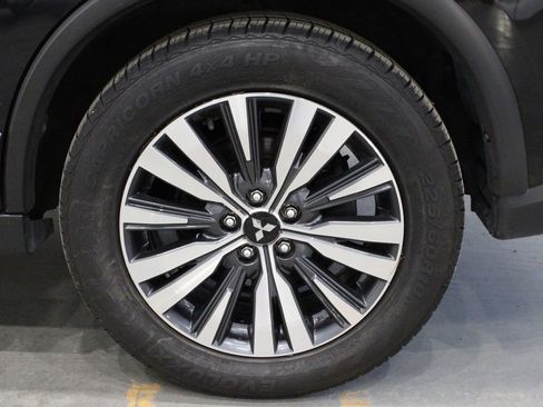 Used 2020 Mitsubishi Outlander SEL image 35