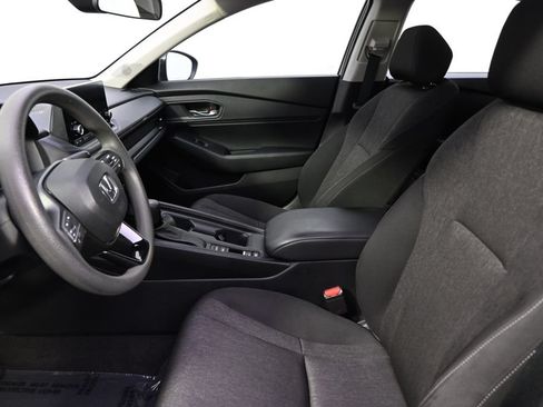 Used 2023 Honda Accord EX image 13