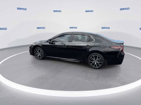 Used 2023 Toyota Camry SE FWD image 6