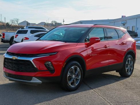 Used 2024 Chevrolet Blazer LT image 6