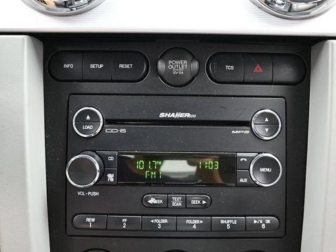 Used 2009 Ford Mustang Coupe RWD image 24