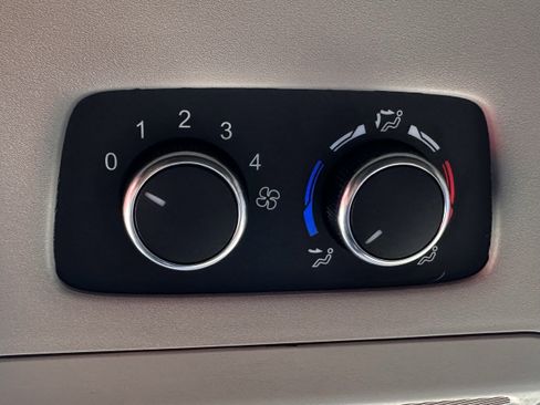 Used 2023 Ford Transit 250 XL image 26