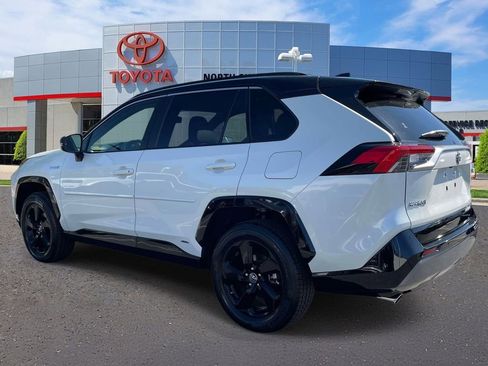 Used 2019 Toyota RAV4 XSE AWD/4WD image 4