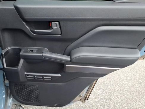 Used 2025 Toyota 4Runner SR5 image 19