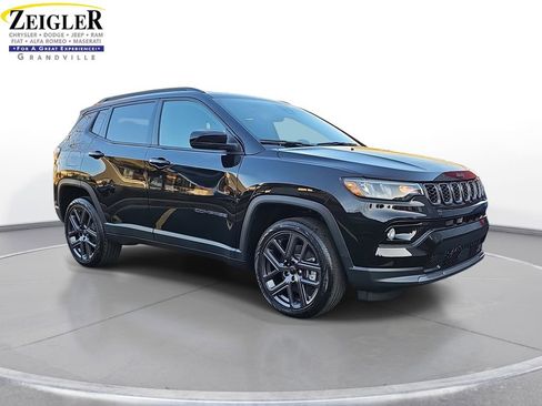 New 2026 Jeep Compass Limited image 3