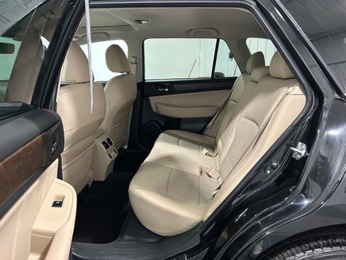 Used 2018 Subaru Outback 2.5i Limited image 25