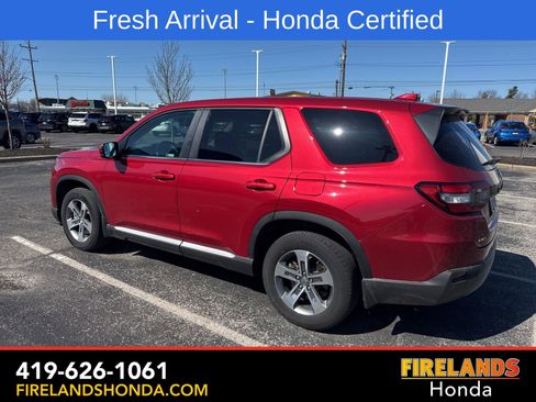 Used 2023 Honda Pilot EX-L image 3