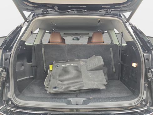 Used 2019 Toyota Highlander Limited FWD image 27