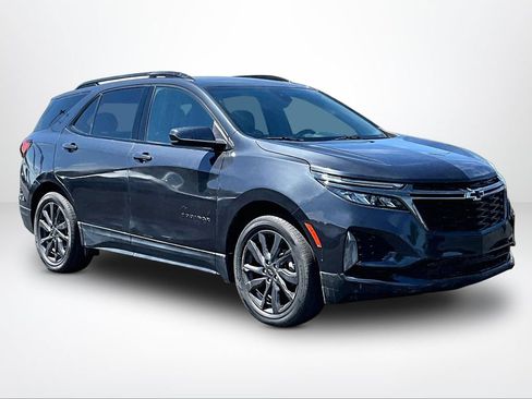 Used 2022 Chevrolet Equinox RS w/ LPO, Floor Liner Package FWD image 12