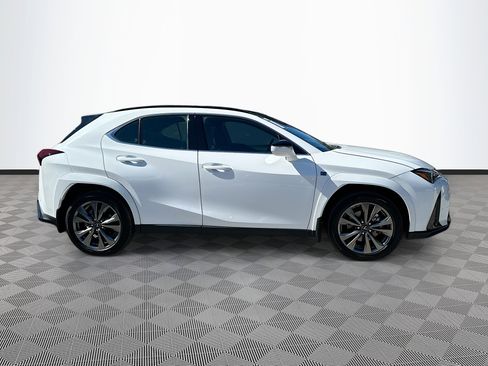 Used 2025 Lexus UX 300h FWD image 8