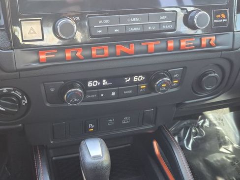 Certified 2025 Nissan Frontier PRO-4X AWD/4WD image 15