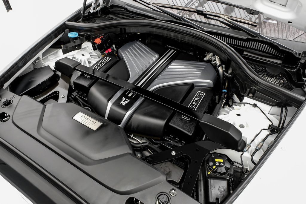 Used 2022 Rolls-Royce Cullinan Black Badge AWD/4WD image 44