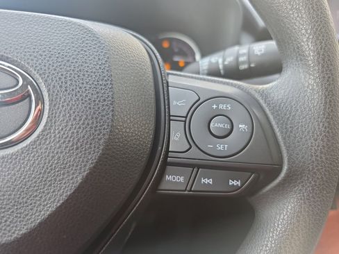 Used 2019 Toyota RAV4 Adventure image 32