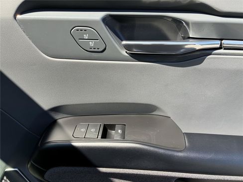 Certified 2024 Kia EV9 Land AWD/4WD image 16