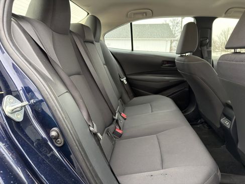 Used 2025 Toyota Corolla LE image 25