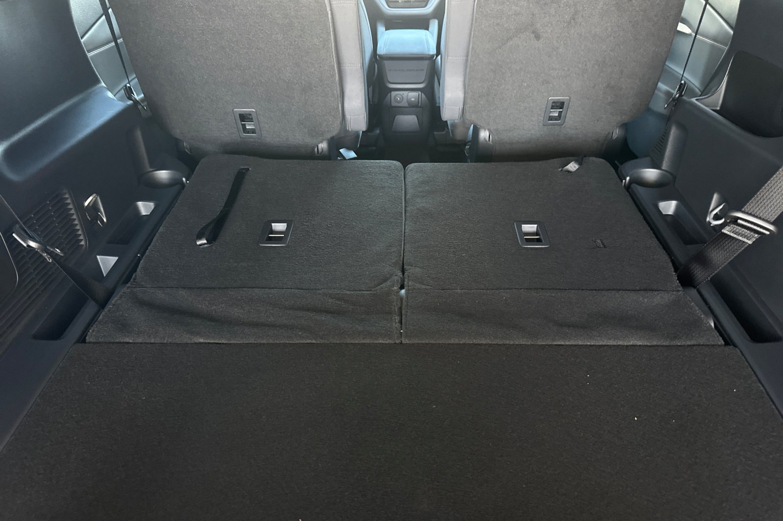 New 2027 Ford Explorer Active RWD image 15
