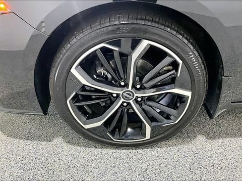 Used 2024 Nissan Altima 2.5 SR AWD/4WD image 39
