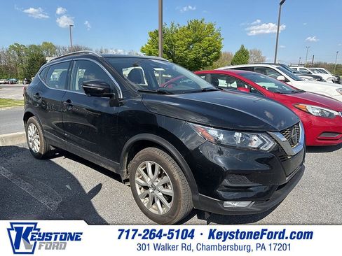 Used 2022 Nissan Rogue Sport SV w/ Technology Package AWD/4WD image 1