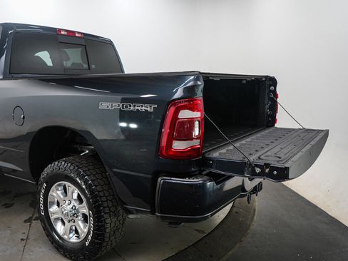 Used 2022 RAM 2500 Big Horn w/ Level B Equipment Group image 9