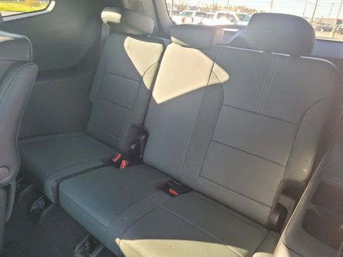 New 2026 GMC Acadia AT4 AWD/4WD image 9