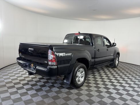 Used 2015 Toyota Tacoma 4x4 Double Cab image 10