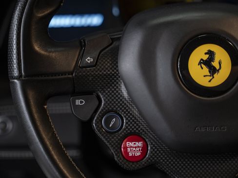 Used 2018 Ferrari 488 GTB RWD image 31