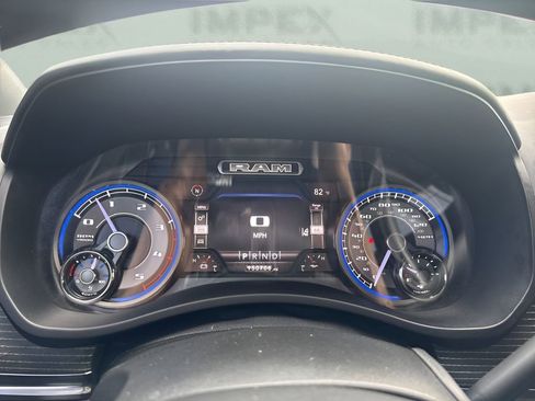 Used 2020 RAM 2500 Limited image 23