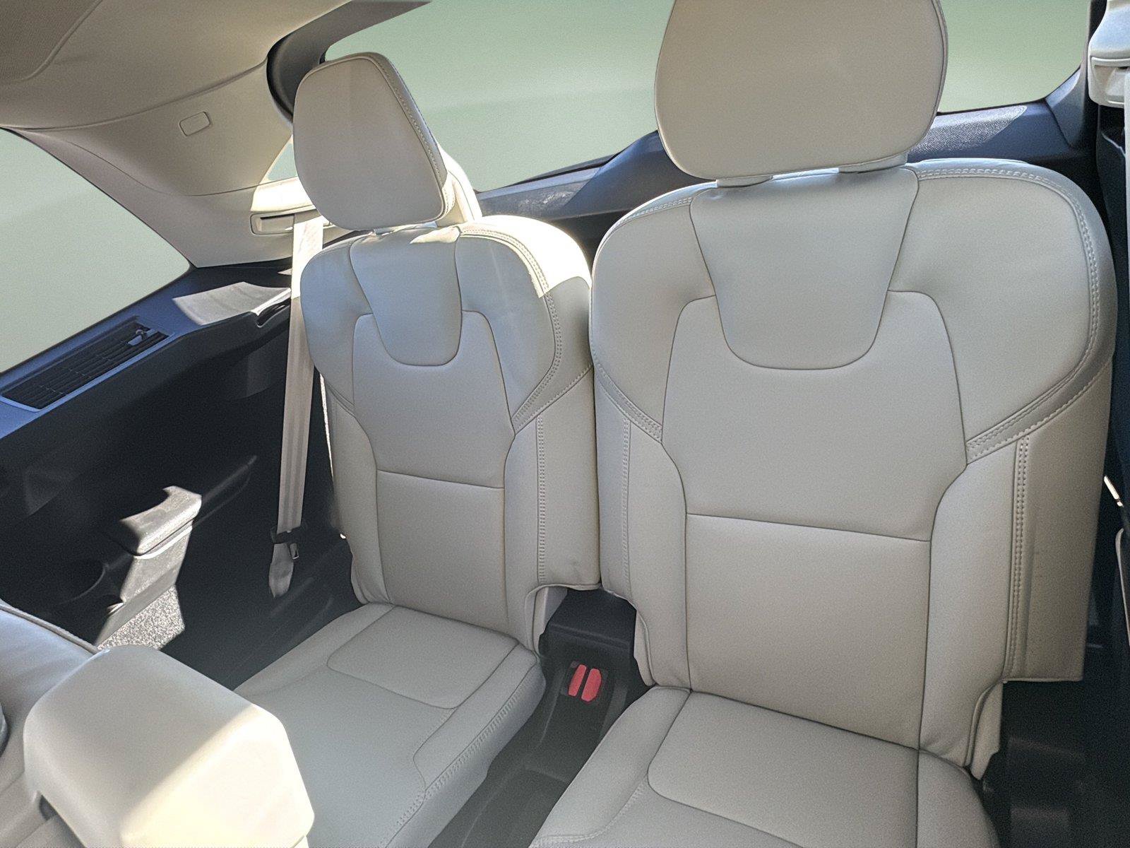 Used 2021 Volvo XC90 T6 Inscription w/ Advanced Package AWD/4WD image 27