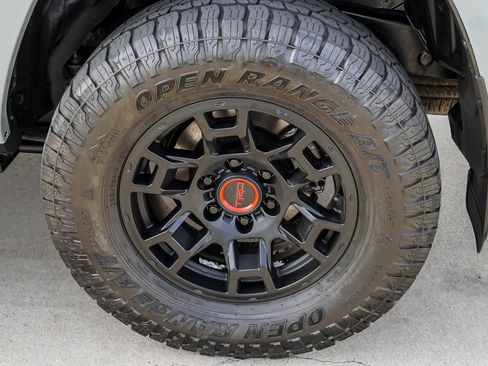 Certified 2023 Toyota 4Runner TRD Off-Road Premium w/ Moonroof Package AWD/4WD image 13