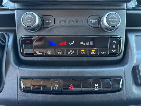 New 2026 RAM ProMaster 3500 w/ Premium Convenience Group image 29