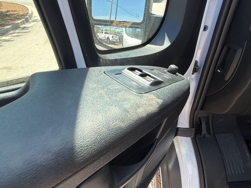 New 2026 RAM ProMaster 2500 w/ Convenience Group image 16
