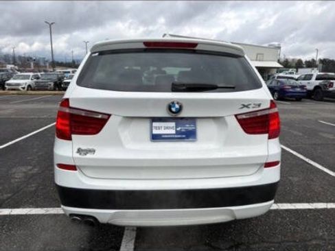 Used 2011 BMW X3 xDrive35i image 9