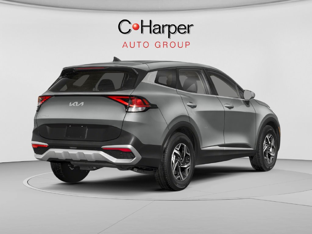 Used 2024 Kia Sportage LX AWD/4WD image 2