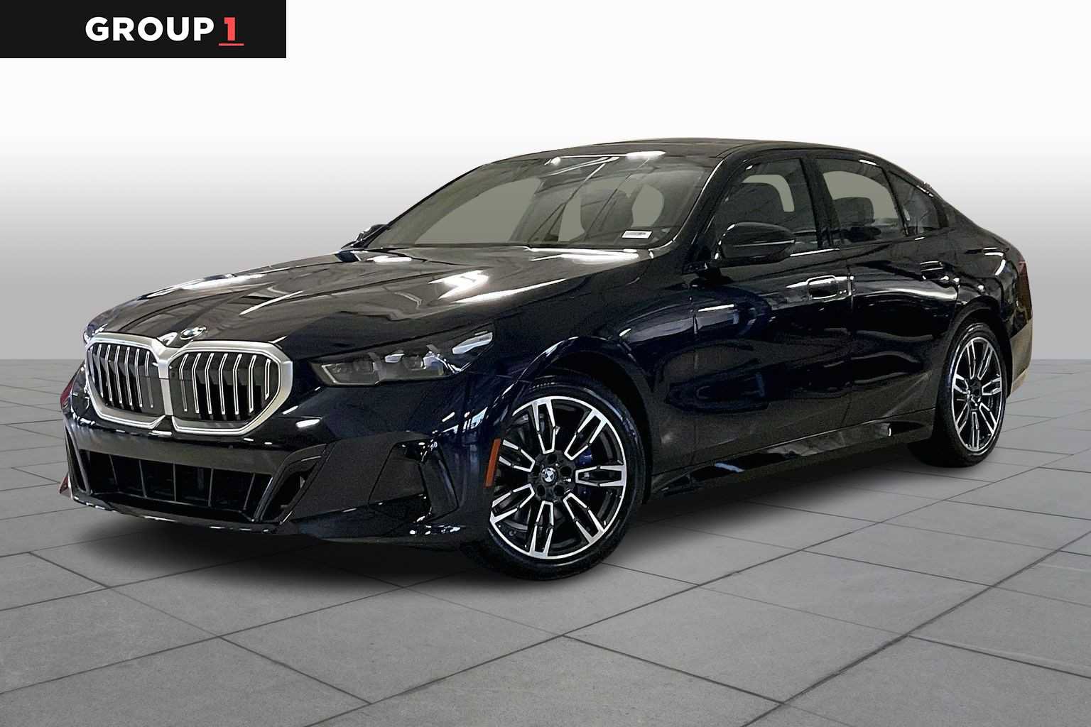 Used 2026 BMW 530i w/ M Sport Package RWD image 1