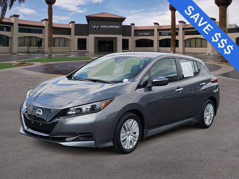 Used 2025 Nissan Leaf S FWD image 4