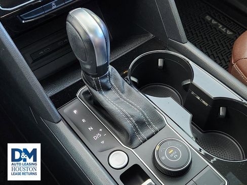 Used 2022 Volkswagen Atlas SEL image 26