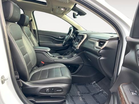 Used 2021 GMC Acadia Denali w/ GMC Pro Grade Package image 10