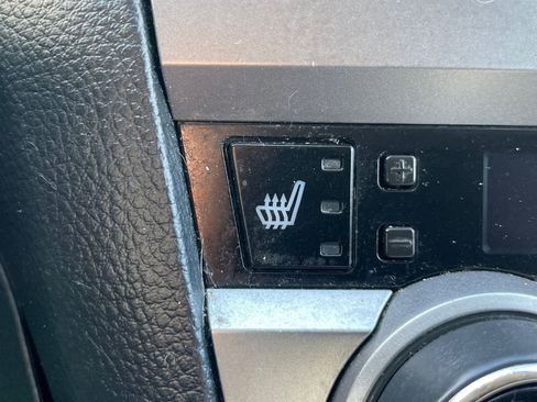 Used 2017 Subaru Outback 2.5i Premium image 17