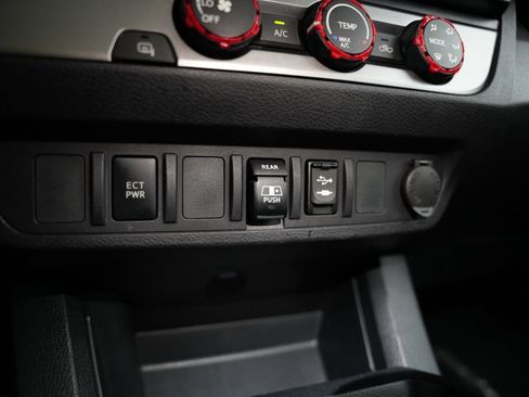 Used 2019 Toyota Tacoma SR5 image 29