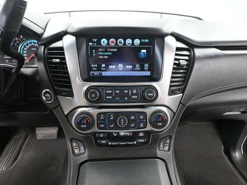 Used 2019 Chevrolet Suburban Premier w/ Premier Plus Edition AWD/4WD image 37