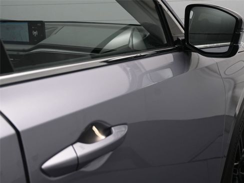 Used 2024 Acura MDX SH-AWD w/ Advance Package image 13