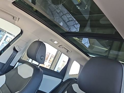 New 2026 Volkswagen Taos SEL AWD/4WD image 28