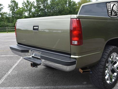 Used 1989 GMC Sierra 1500 4x4 Regular Cab image 15