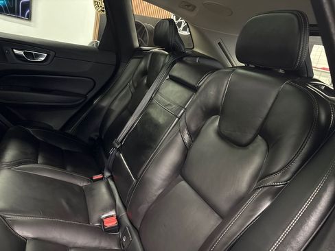 Used 2021 Volvo XC60 T5 Inscription w/ Climate Package image 44