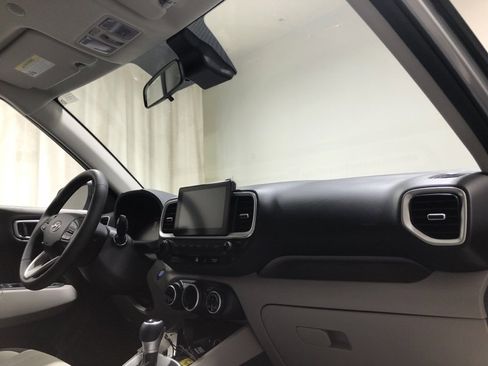 New 2026 Hyundai Venue SEL image 14