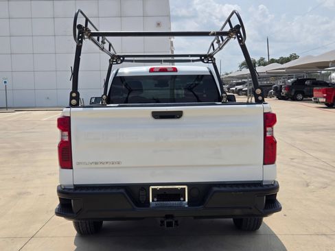 Certified 2025 Chevrolet Silverado 1500 W/T w/ WT Value Package RWD image 6