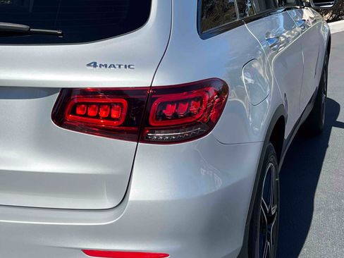 Used 2020 Mercedes-Benz GLC 300 4MATIC image 35