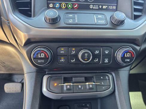 Used 2023 GMC Acadia AT4 w/ Technology Package AWD/4WD image 21