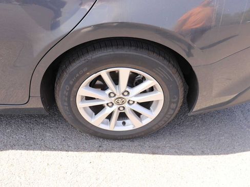 Used 2025 Toyota Camry LE FWD image 9